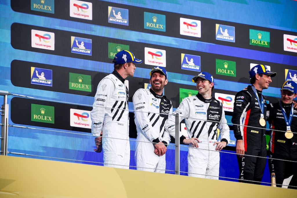 Dansk VM-podie i Japan: Mikkel Jensen sikrede trofæ på Fuji. 
(Foto:  Team Peugeot TotalEnergies)